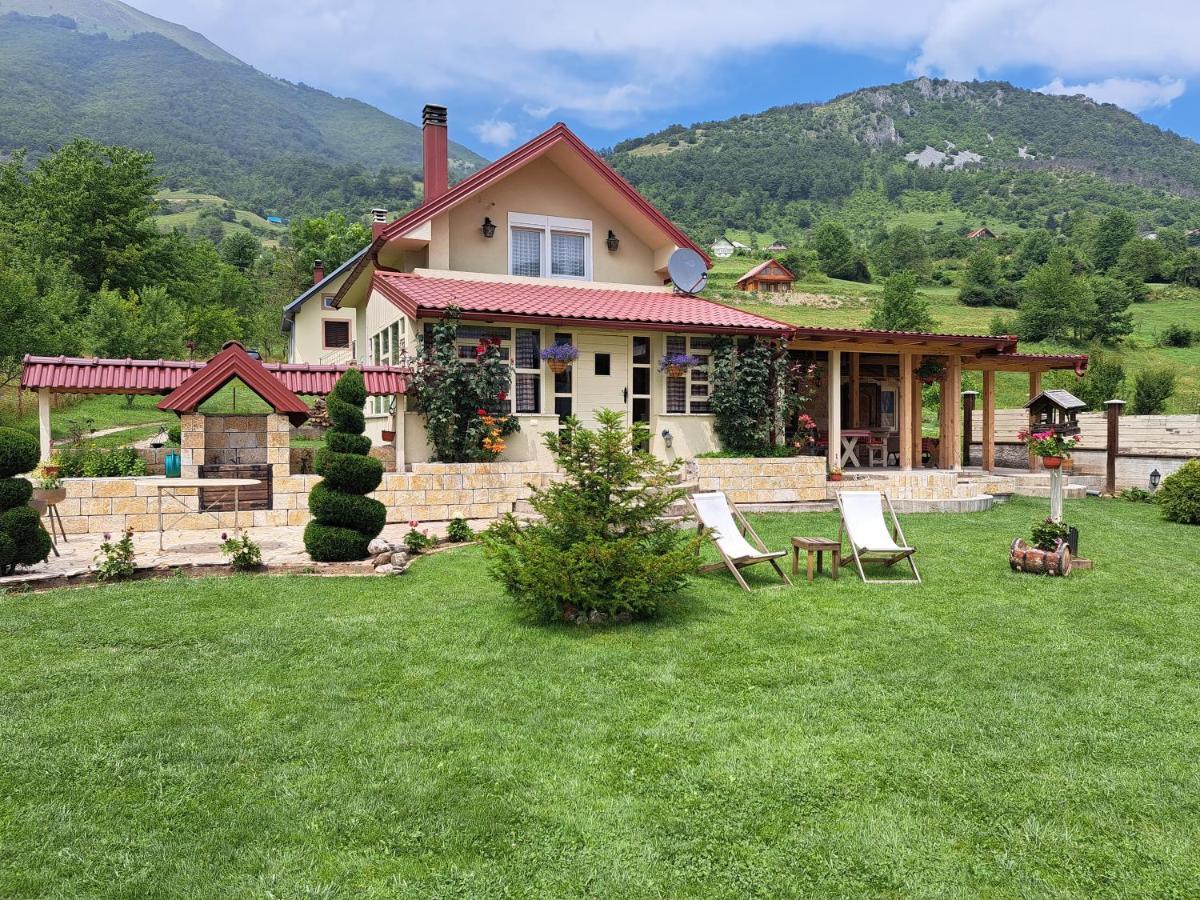 Vila Merak Gusinje Buitenkant foto