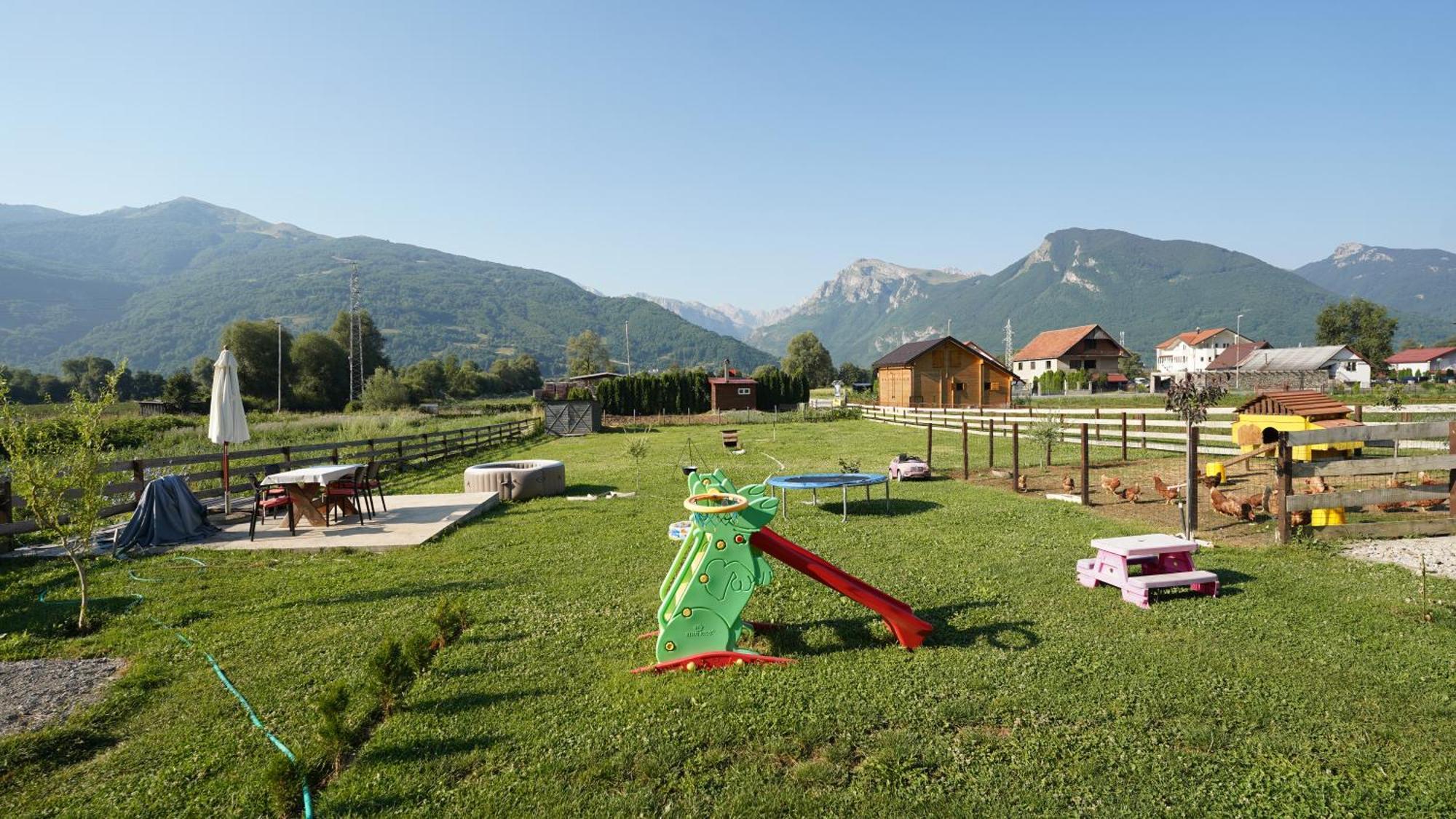 Vila Merak Gusinje Buitenkant foto
